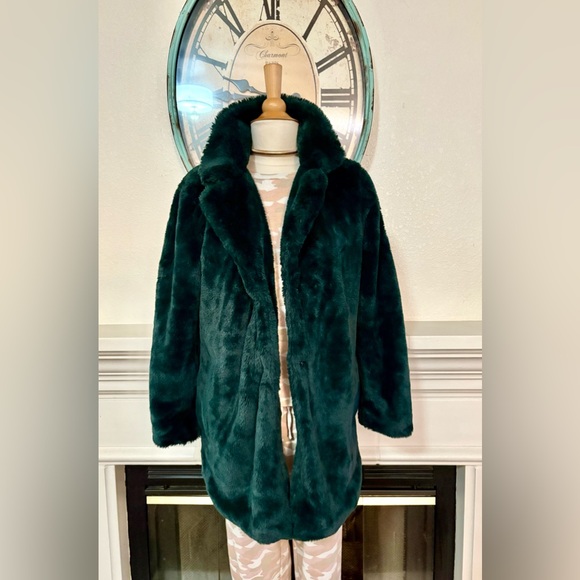 Ci Sono Long Fur Faux Coat - Picture 2 of 11